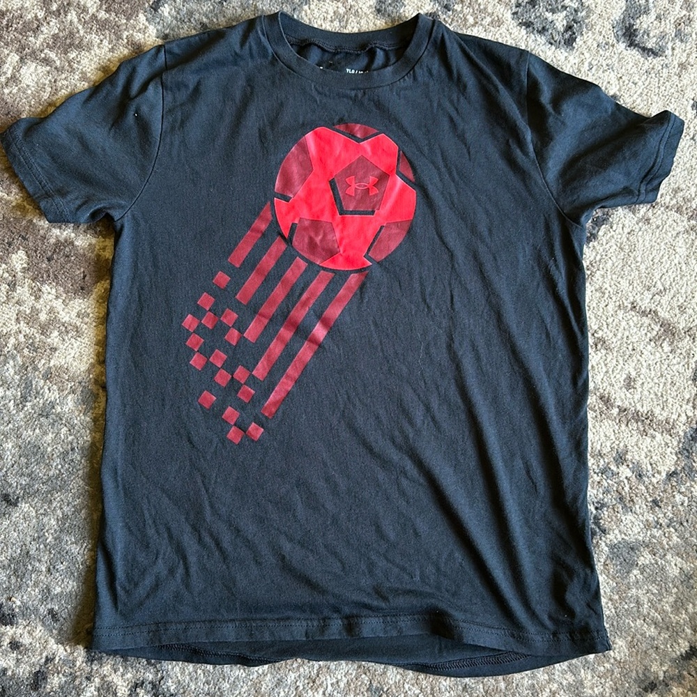 Under Armour T-shirt